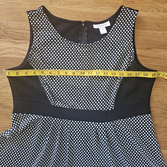 💥HP💥 Motherhood Maternity Black White Polka-dot Sleeveless Dress Women's Large - Picture 6 of 10